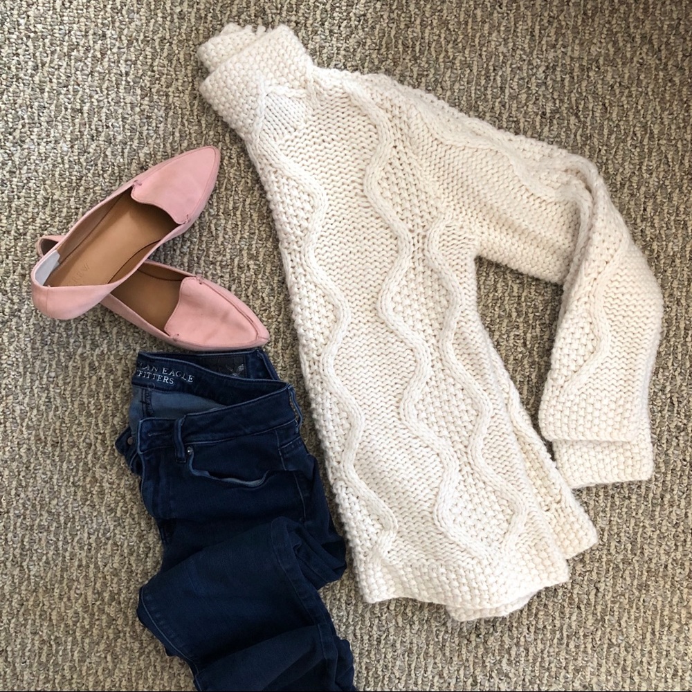 MODA International | Cable Knit Sweater